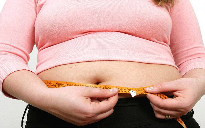 Chế độ ăn uống không lành mạnh và sinh hoạt không đều đặn là nguyên nhân dẫn đến béo phì