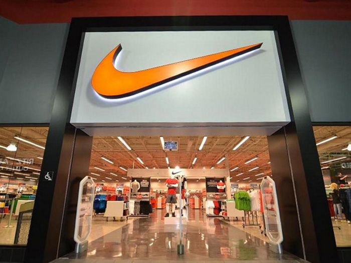 Shop front design, Shop window design, Nike store